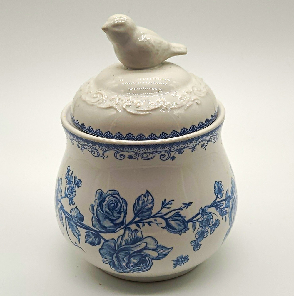 The Pioneer Woman Blue Floral Stoneware Jar w/ Lid 6.5in H x 3.5in Dia